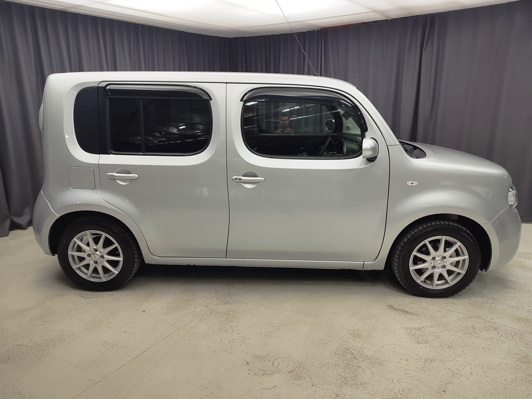 Купить 🚗 Nissan Cube 2016 цена от в Новосибирске, в автосалоне Гепард  №162930