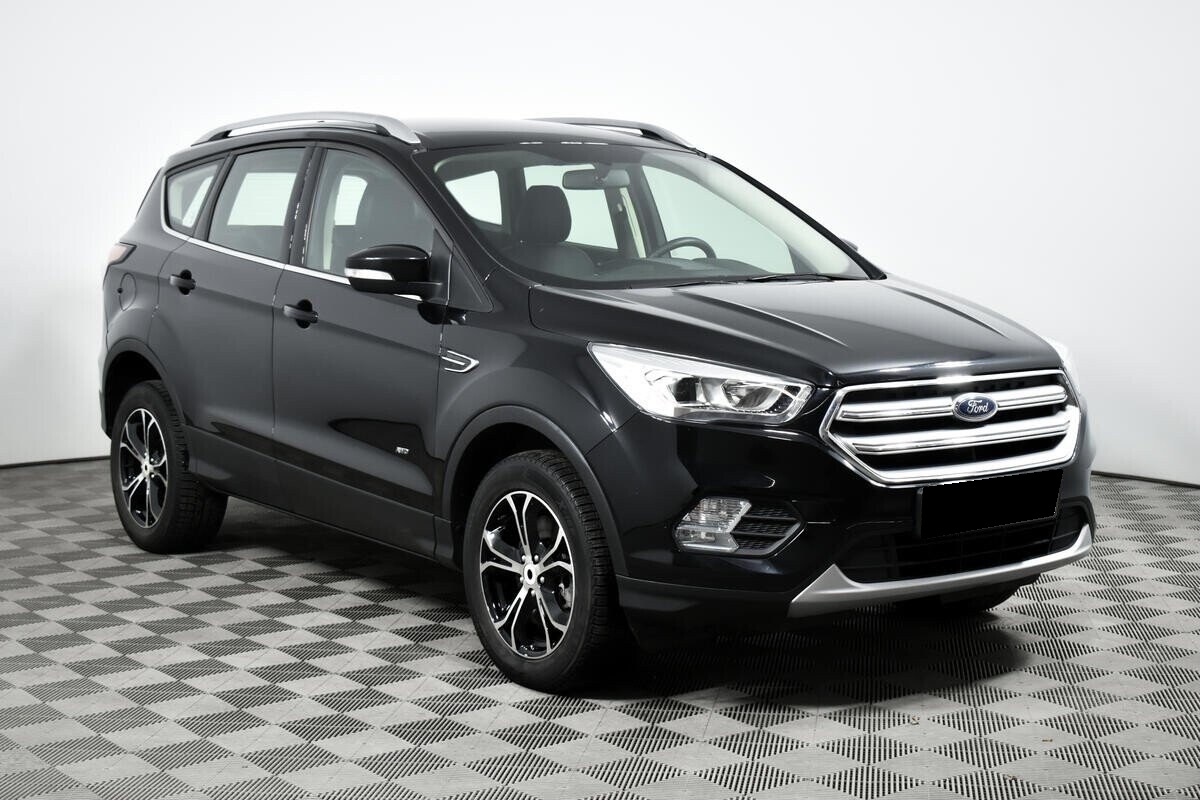 Купить 🚗 Ford Kuga 2019 цена от 1700000 в Новосибирске, в автосалоне  Гепард №168804