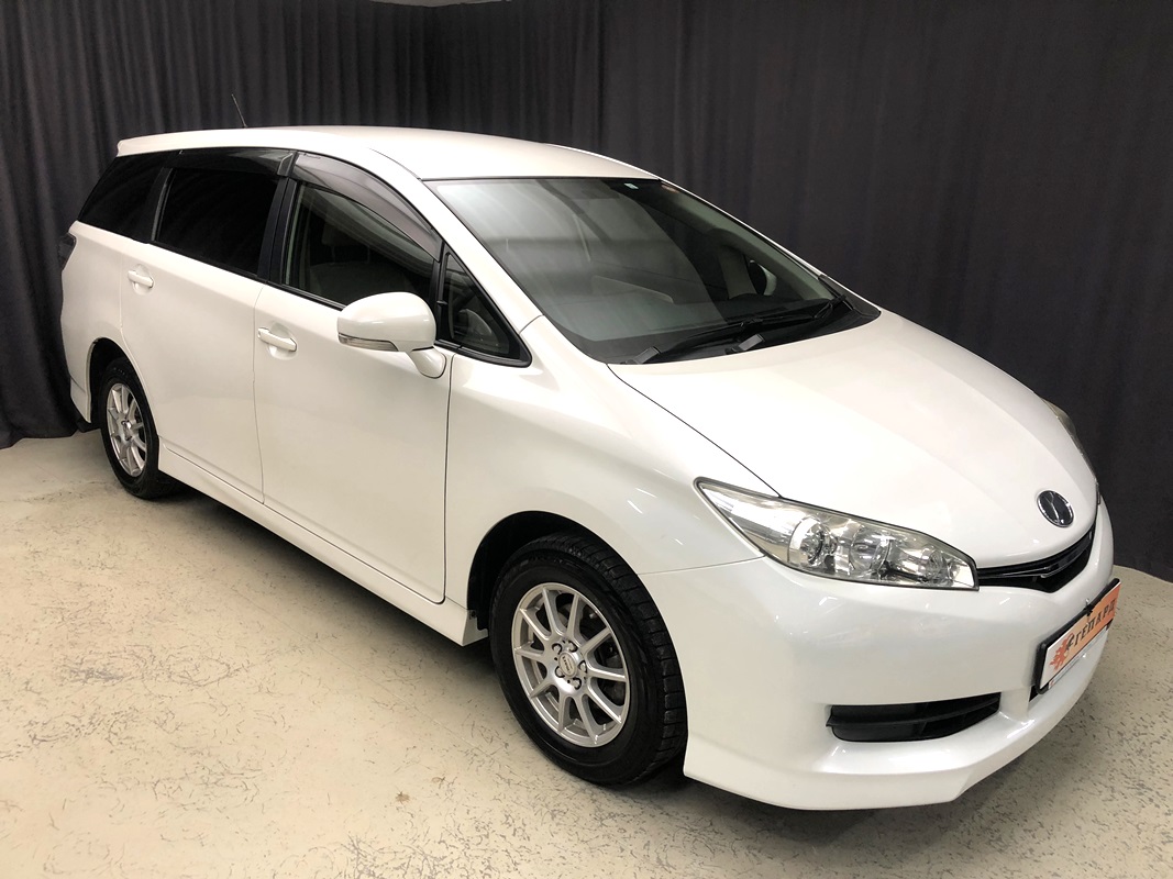 Купить 🚗 Toyota Wish 2013 цена от 1100000 в Новосибирске, в автосалоне  Гепард №168361