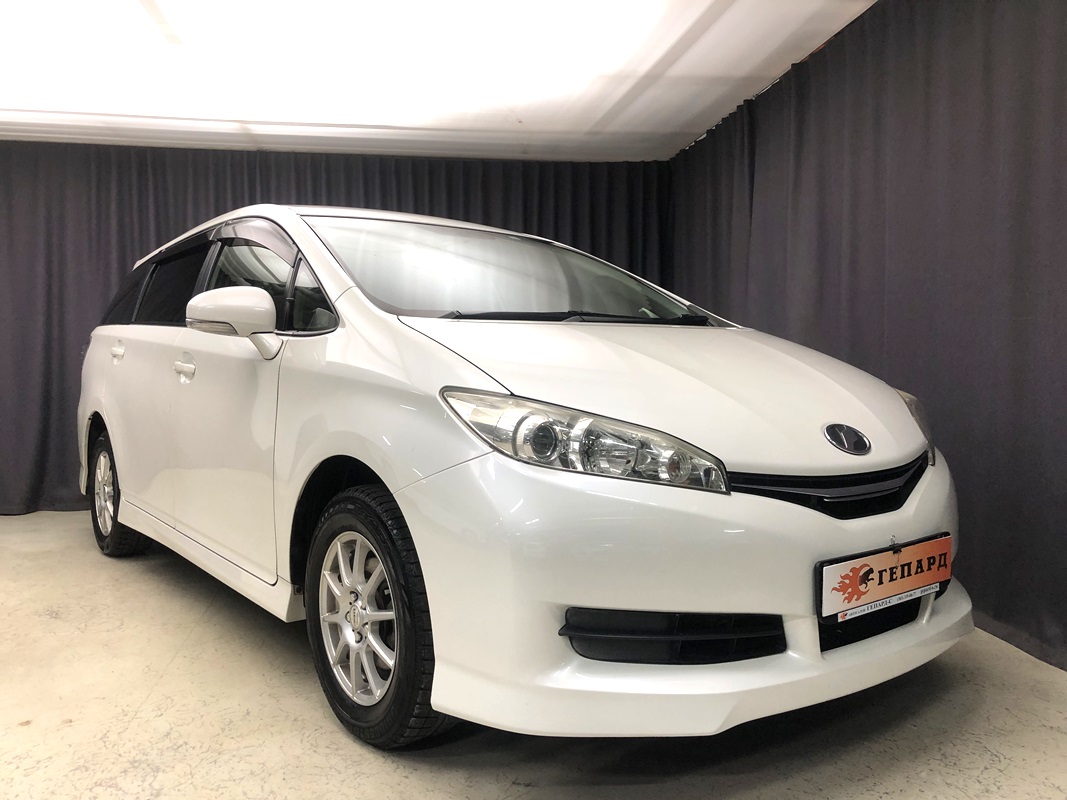 Купить 🚗 Toyota Wish 2013 цена от 1100000 в Новосибирске, в автосалоне  Гепард №168361