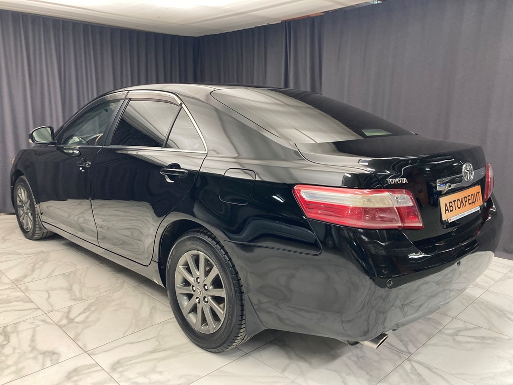 Купить 🚗 Toyota Camry 2010 цена от 1100000 в Новосибирске, в автосалоне  Гепард №169601