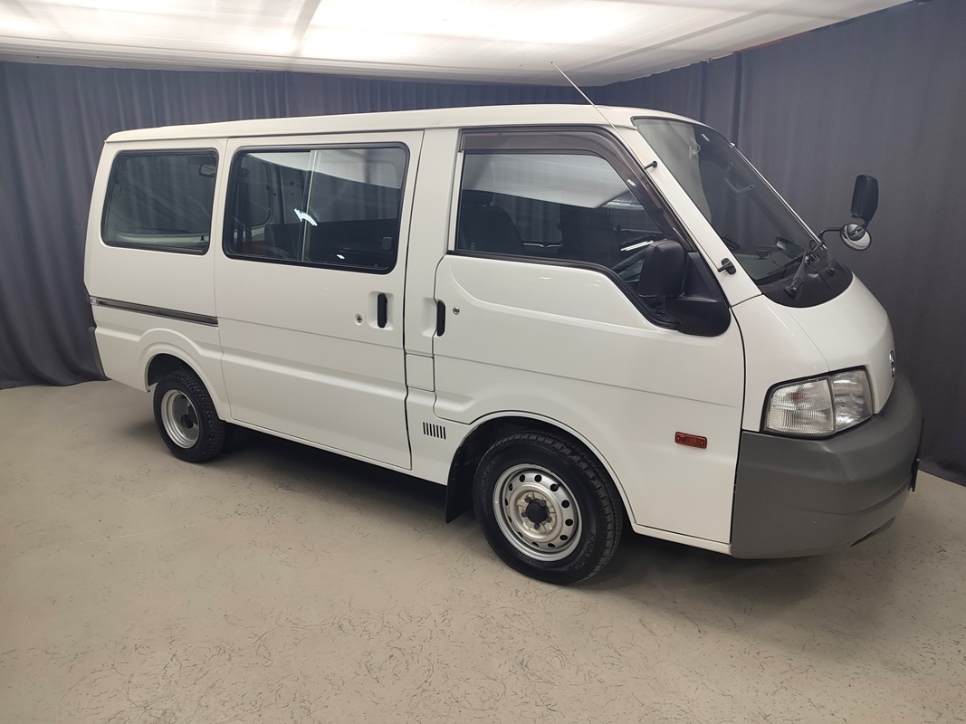 Купить Mazda Bongo 2015 цена от 730000 в Новосибирске, в автосалоне Гепард  №168191