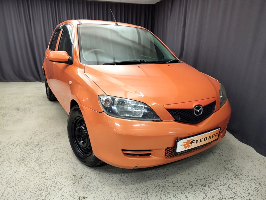 Купить Mazda Demio 2003 цена от в Новосибирске, в автосалоне Гепард №168431