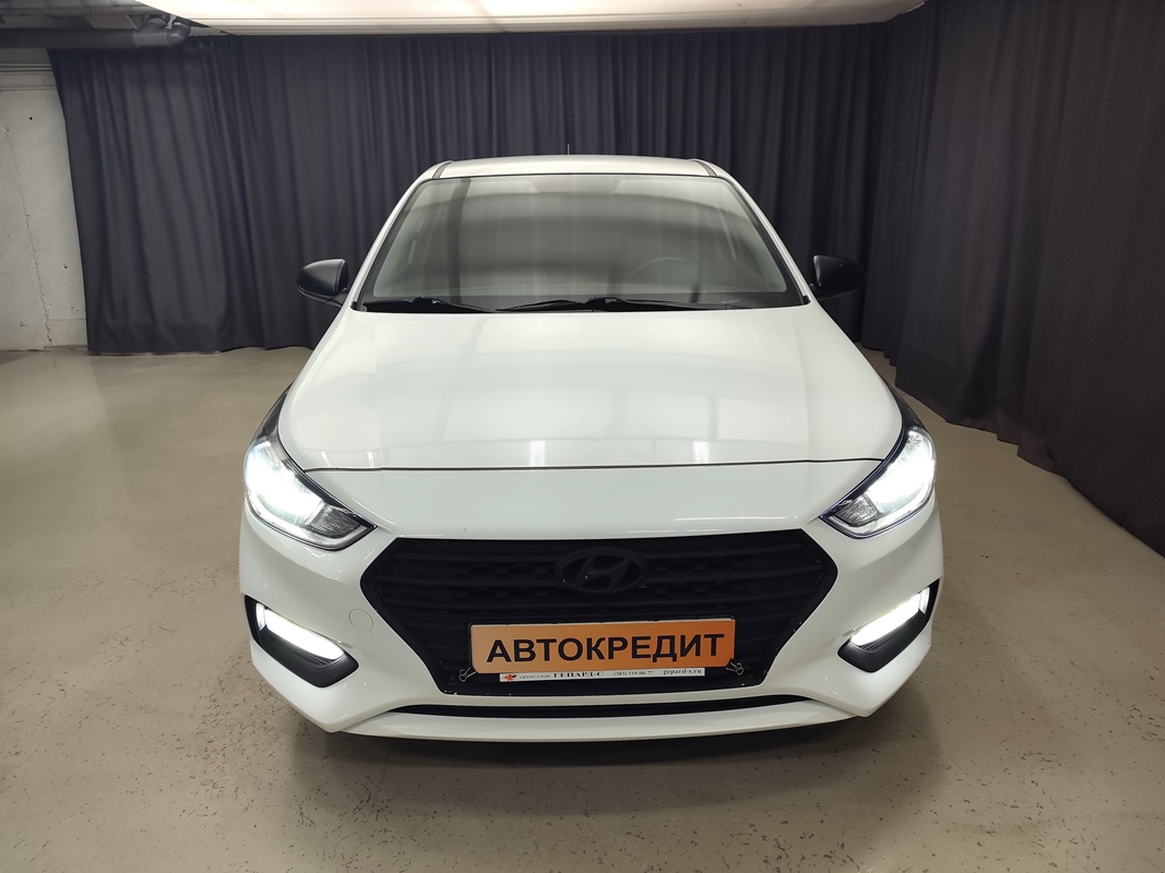 Продажа автомобиля Hyundai Solaris 2019 в Новосибирске ID168539