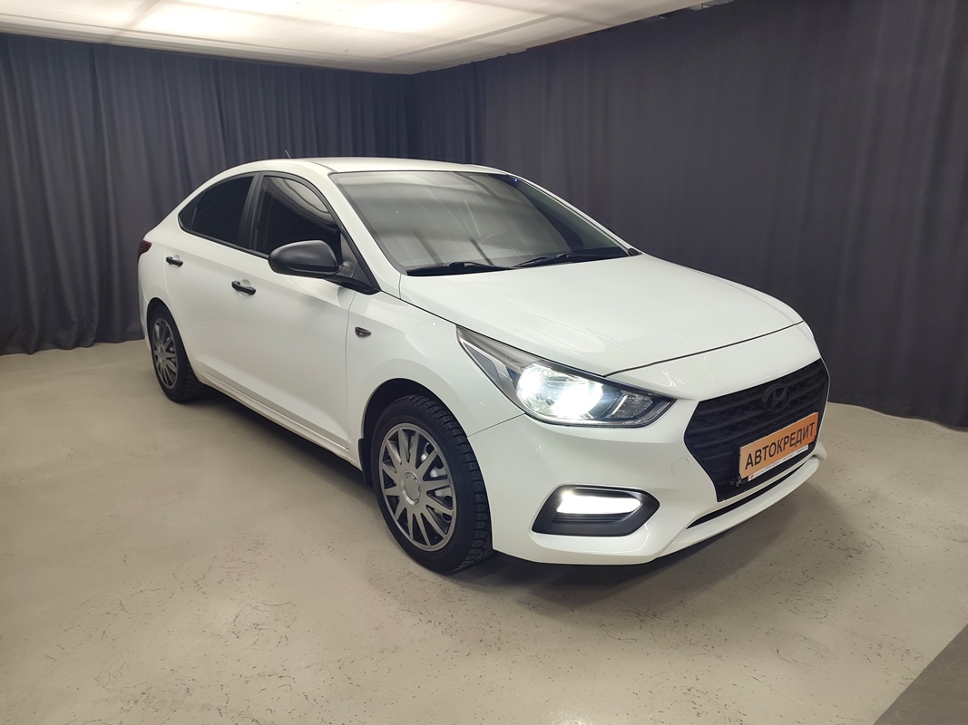 Продажа автомобиля Hyundai Solaris 2019 в Новосибирске ID168539