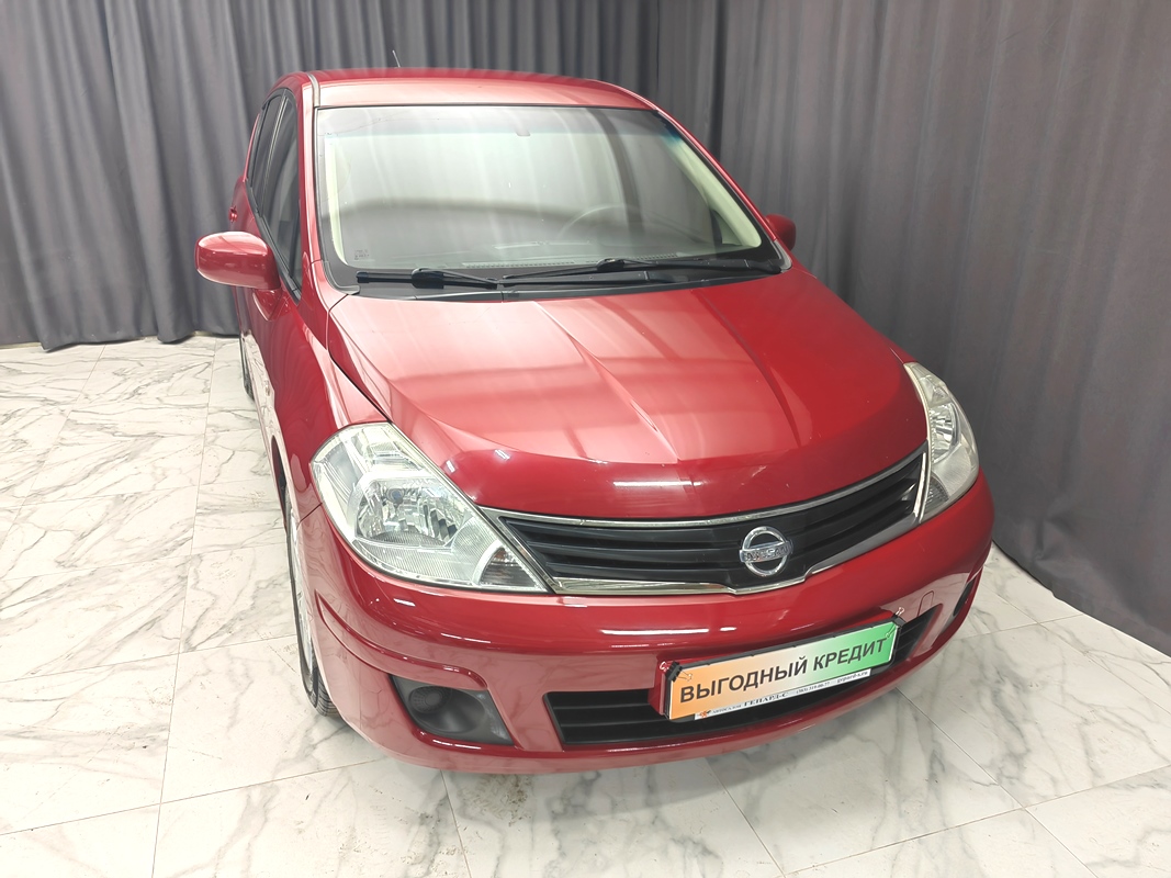 Купить 🚗 Nissan Tiida 2011 цена от 700000 в Новосибирске, в автосалоне  Гепард №168843