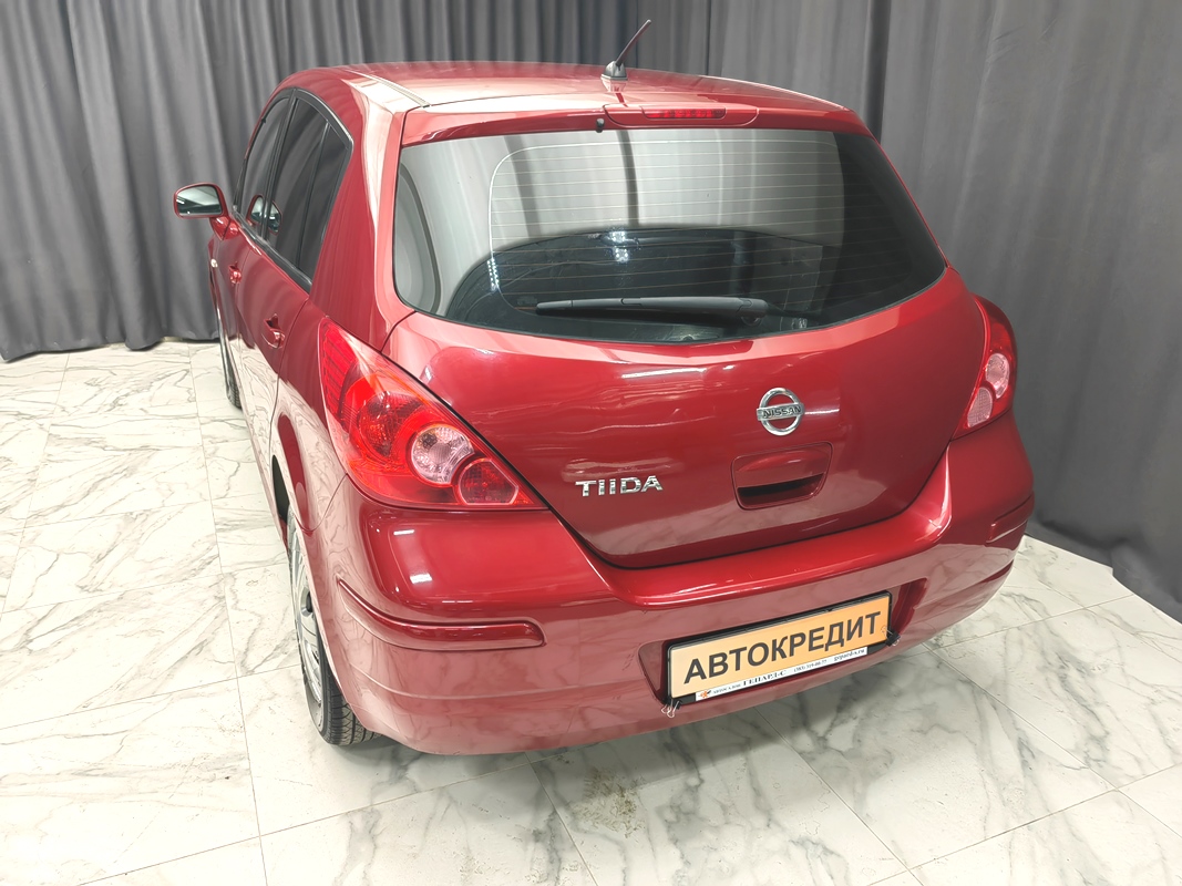 Купить 🚗 Nissan Tiida 2011 цена от 700000 в Новосибирске, в автосалоне  Гепард №168843