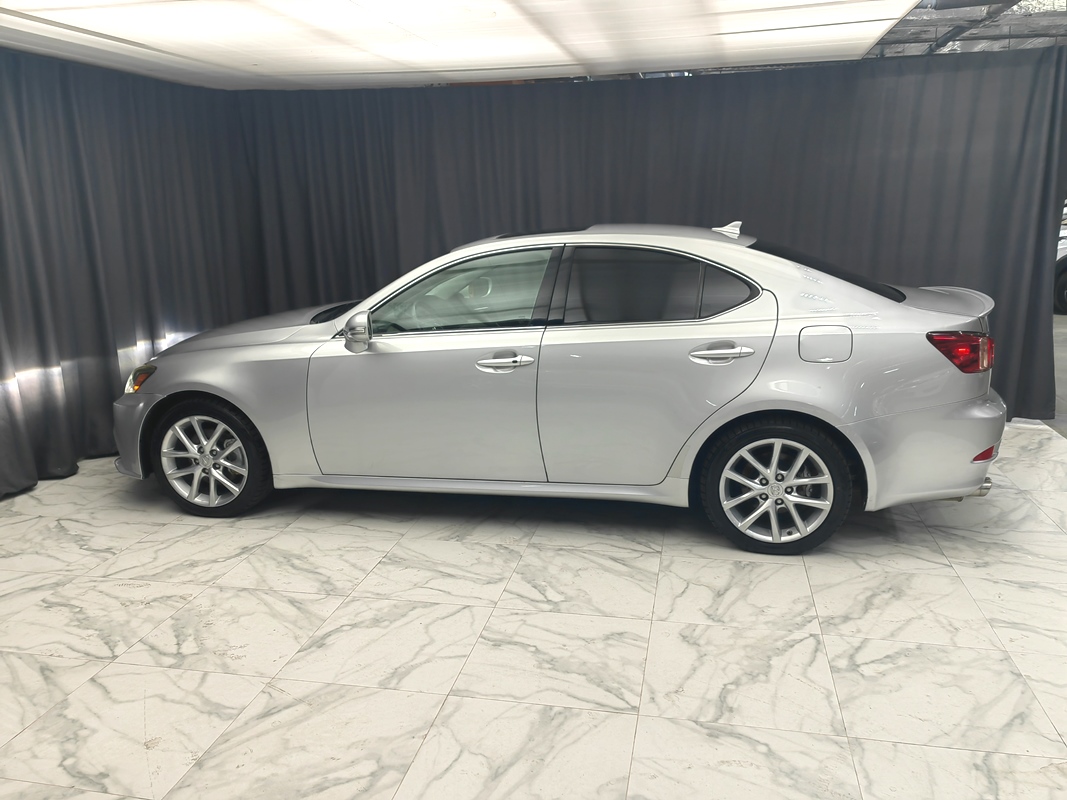 Купить Lexus IS250 2010 цена от в Новосибирске, в автосалоне Гепард №168856