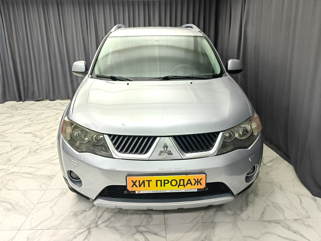 Купить Mitsubishi Outlander 2007 цена от 930000 в Новосибирске, в  автосалоне Гепард №168961