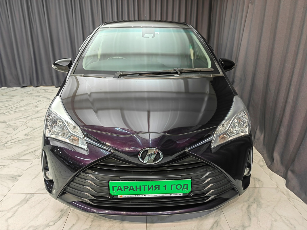 Купить Toyota Vitz 2018 цена от 1070000 в Новосибирске, в автосалоне Гепард  №169134