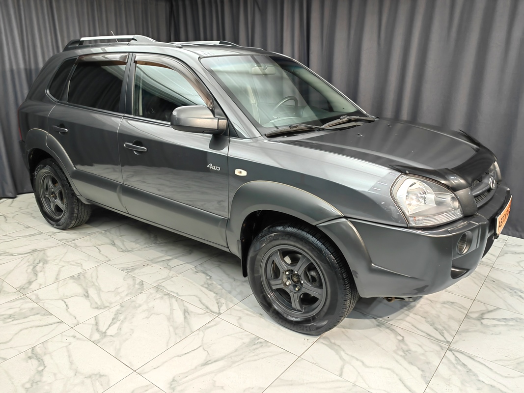 Купить Hyundai Tucson 2007 цена от в Новосибирске, в автосалоне Гепард  №169200