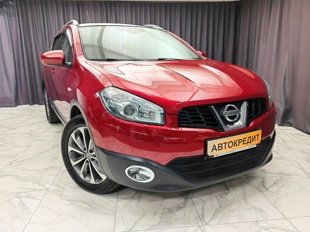 Купить Nissan Qashqai 2010 цена от 980000 в Новосибирске, в автосалоне  Гепард №169336