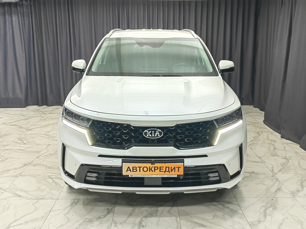 Купить Kia Sorento 2020 цена от 3450000 в Новосибирске, в автосалоне Гепард  №169347