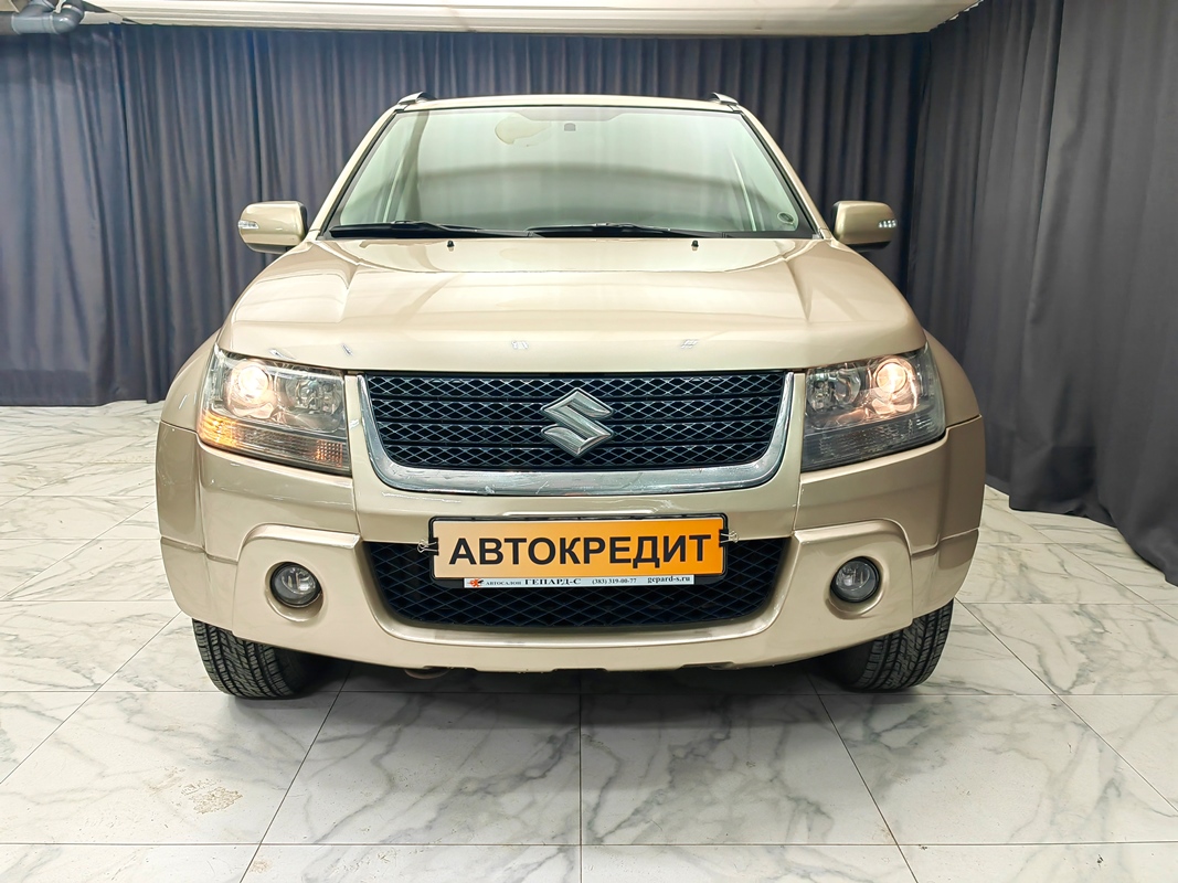 Купить Suzuki Grand Vitara 2011 цена от 680000 в Новосибирске, в автосалоне  Гепард №169523