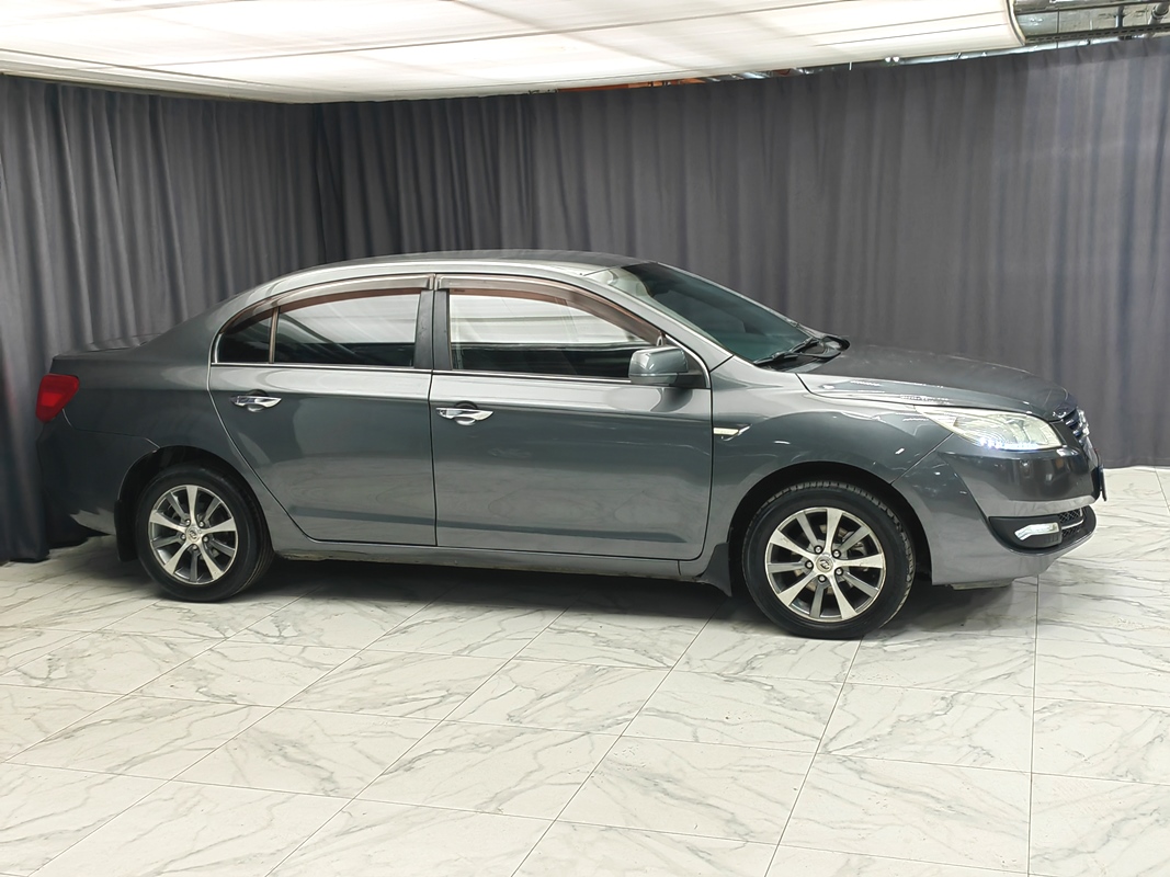 Купить 🚗 Lifan Cebrium (720) 2014 цена от в Новосибирске, в автосалоне  Гепард №169588