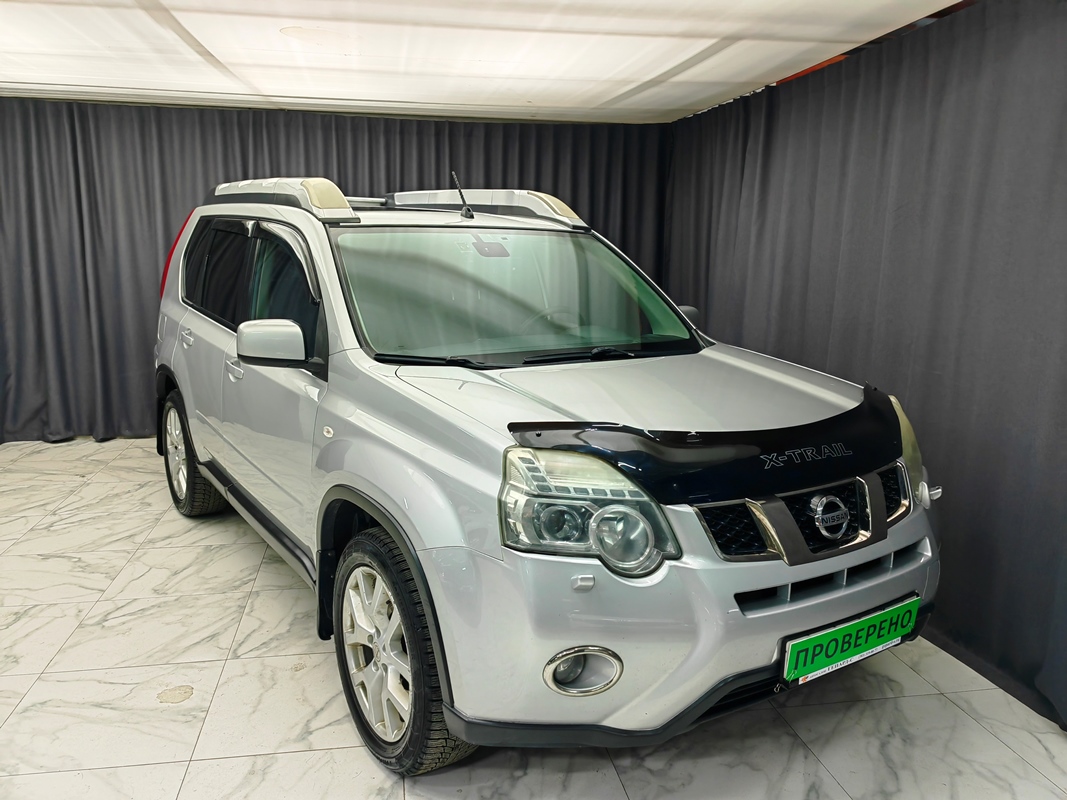 Купить 🚗 Nissan X-Trail 2011 цена от 990000 в Новосибирске, в автосалоне  Гепард №169645