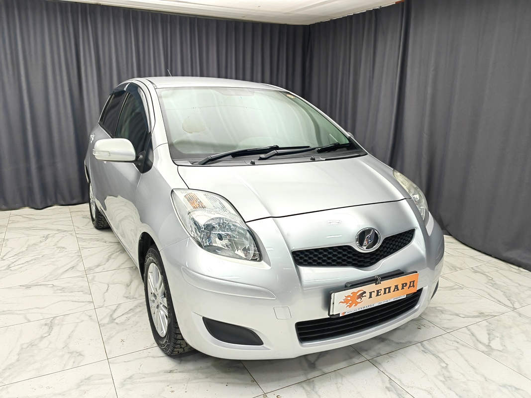 Купить 🚗 Toyota Vitz 2010 цена от в Новосибирске, в автосалоне Гепард  №169664