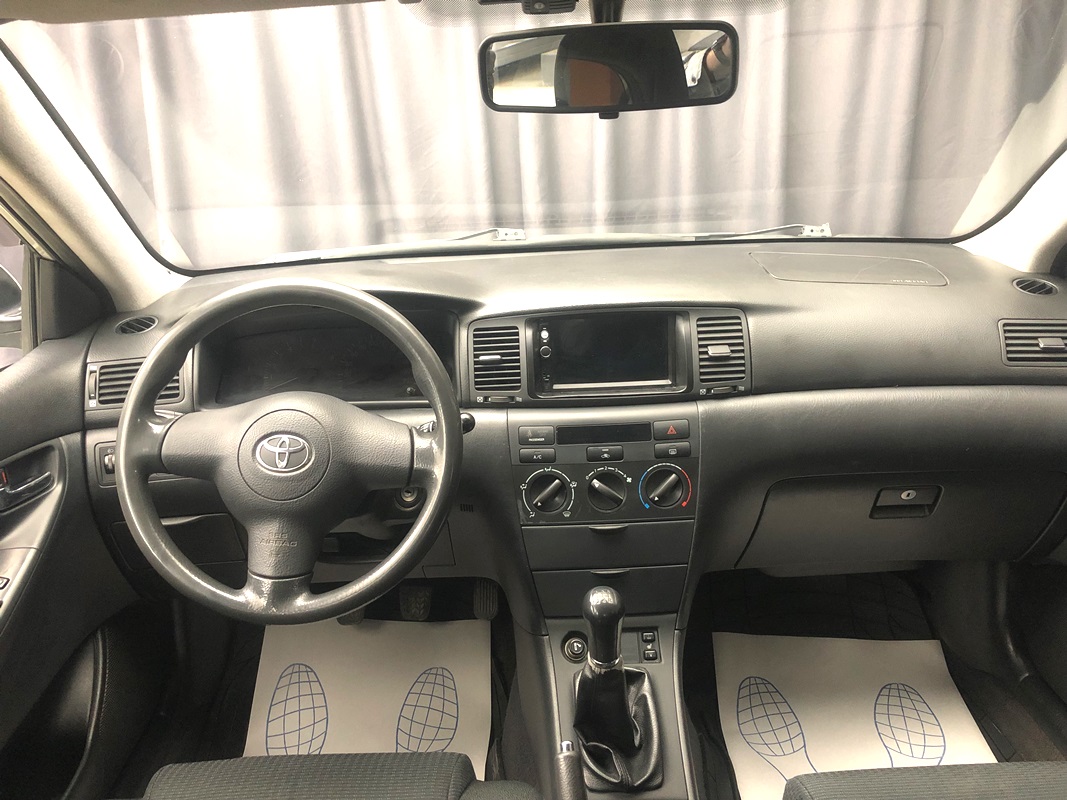 Купить 🚗 Toyota Corolla 2006 цена от в Новосибирске, в автосалоне Гепард  №168540