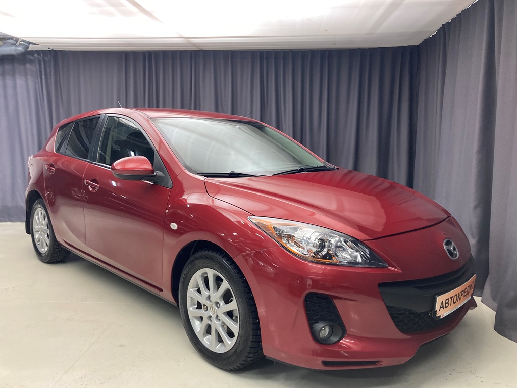 Купить 🚗 Mazda 3 2013 цена от 800000 в Новосибирске, в автосалоне Гепард  №168521