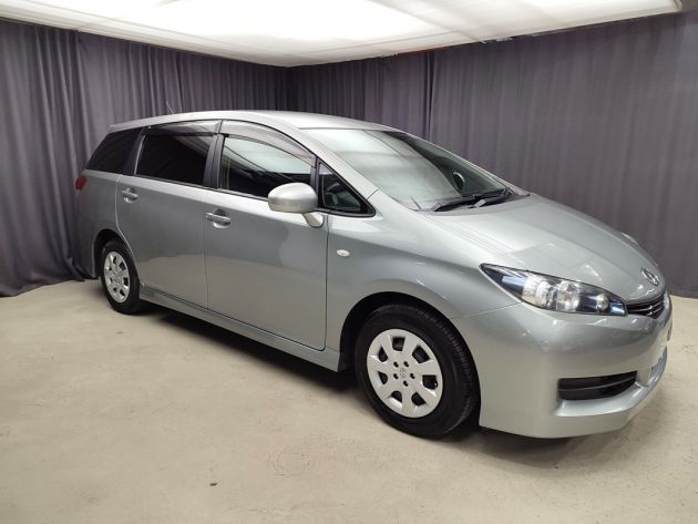 Toyota Wish 2011