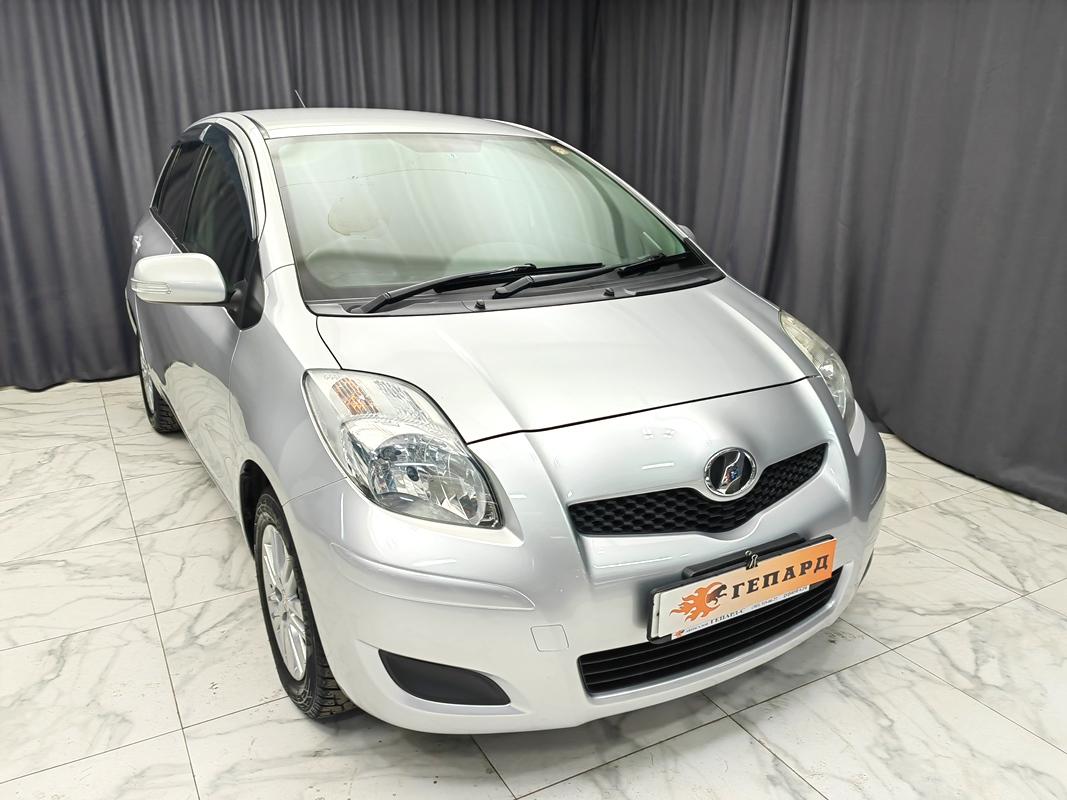 Toyota Vitz RS 2010 года